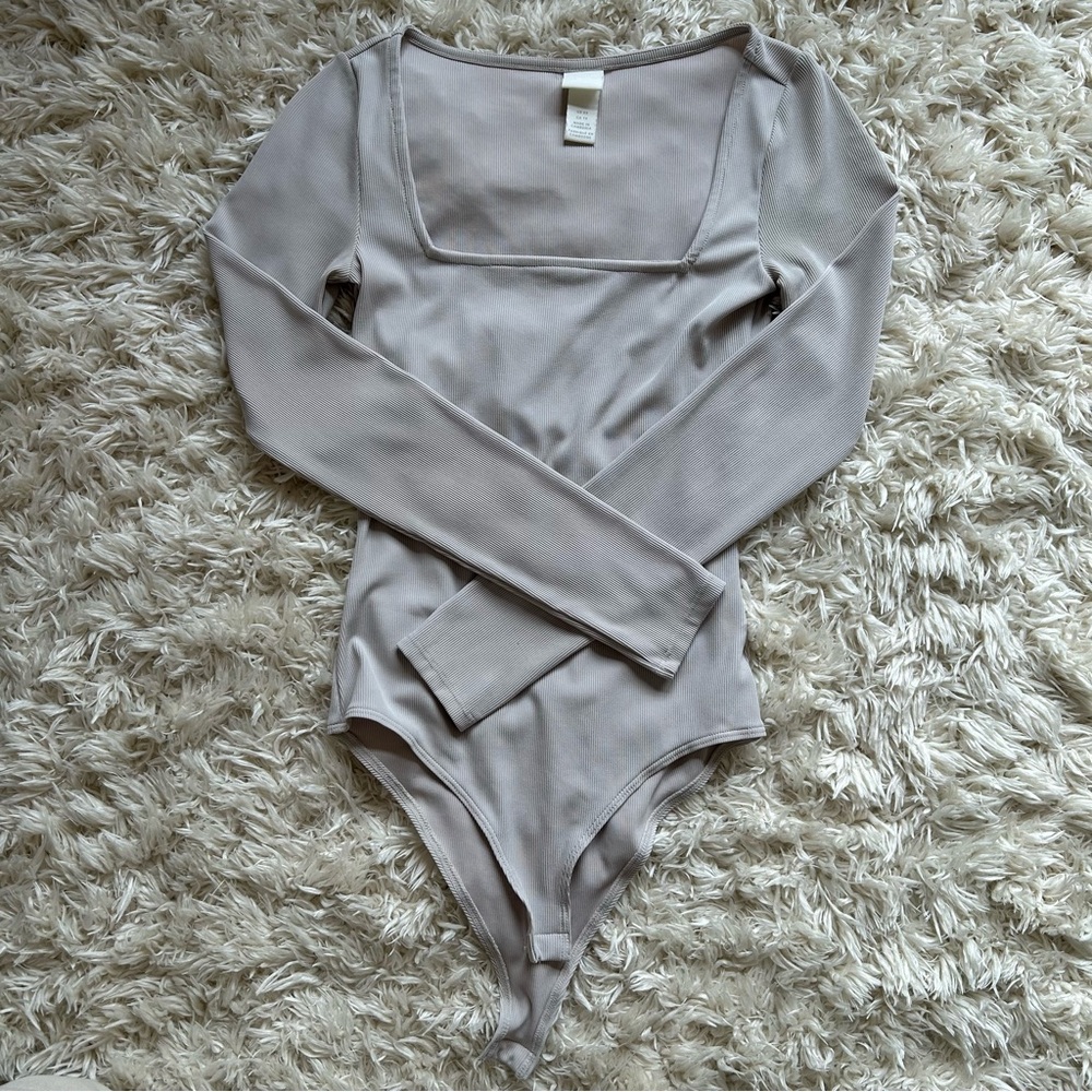 H&M Square Neck Long Sleeve Bodysuit